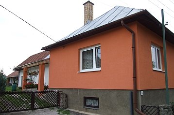 Eslovaquia Byt Svätý Kríž, Exterior